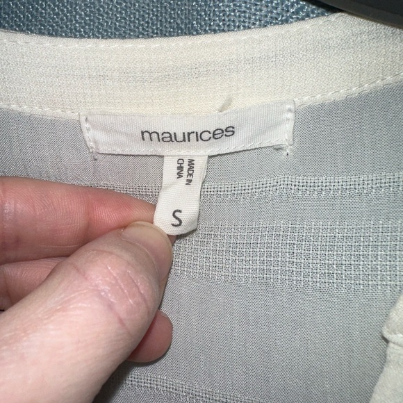 Maurice’s Crochet Trim Button Down Blouse SZ Small - Picture 5 of 8